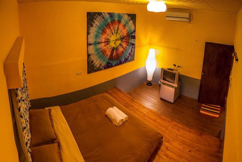 Rainbow Wave Surfing Hostel Heng-ch'un Kamer foto